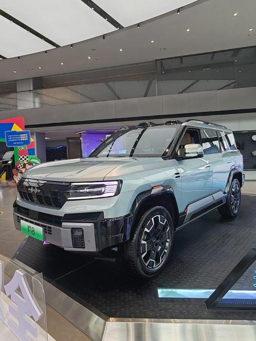 广州花都区鑫天通企业管理咨询比亚迪方程豹硬派越野的爆款，英菲尼迪35周年与你共成长